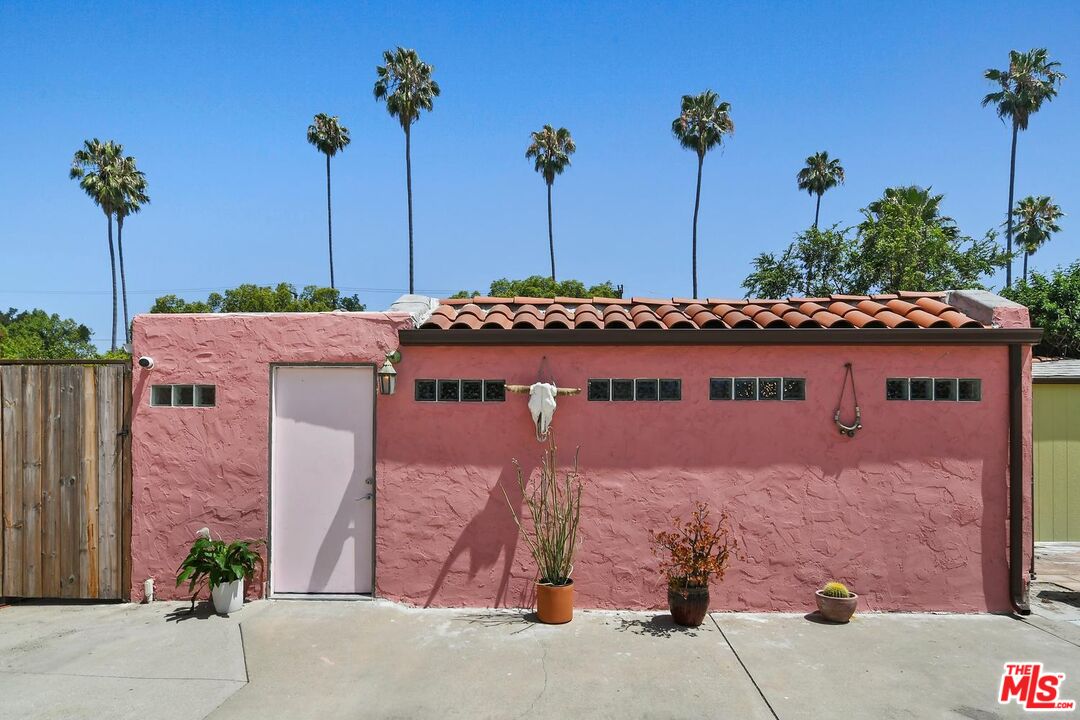 831 East Rio Grande Street Pasadena, CA 91104 - Photo 34 of 43