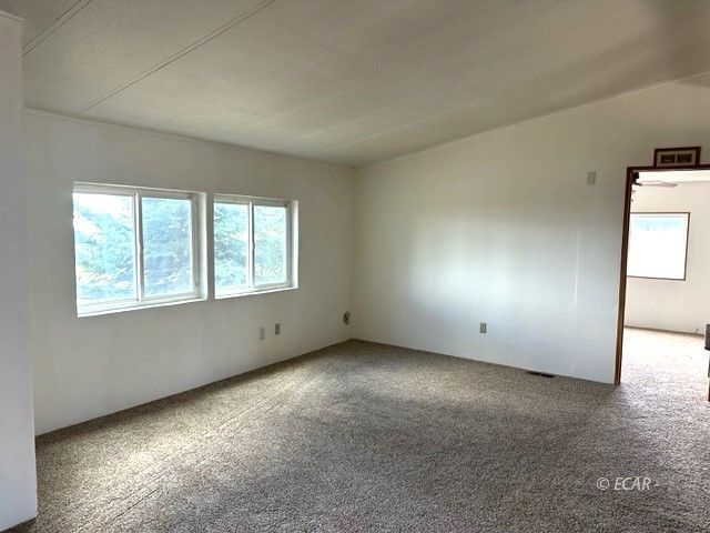 725 Spring Valley Parkway Spring Creek, NV 89815 - Photo 5 of 19 Gallery Image 5