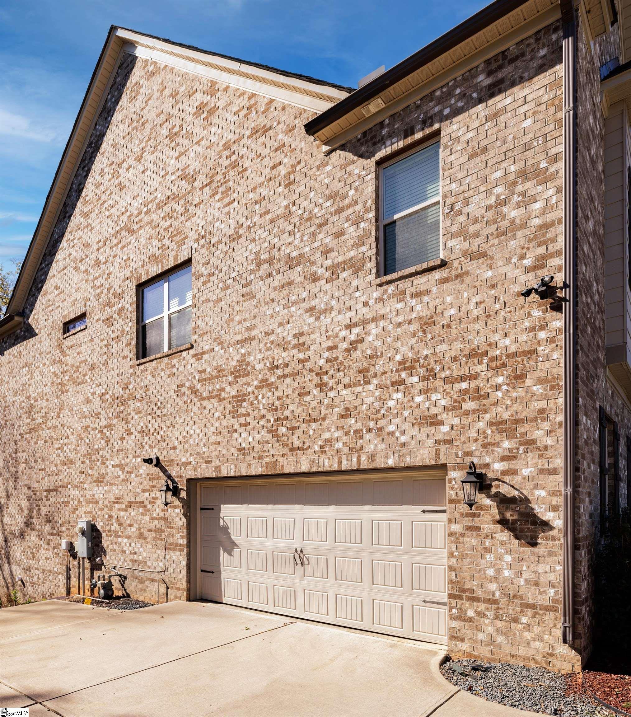 608 Rutland Court Greer, SC 29651 - Photo 3 of 43 Gallery Image 3