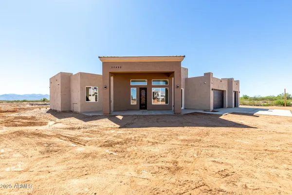 $690,000 | 30492 North 232nd Avenue, Wittmann, AZ 85361