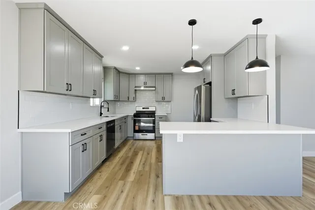 $484,999 | 17077 Donert Street, Hesperia, CA 92345