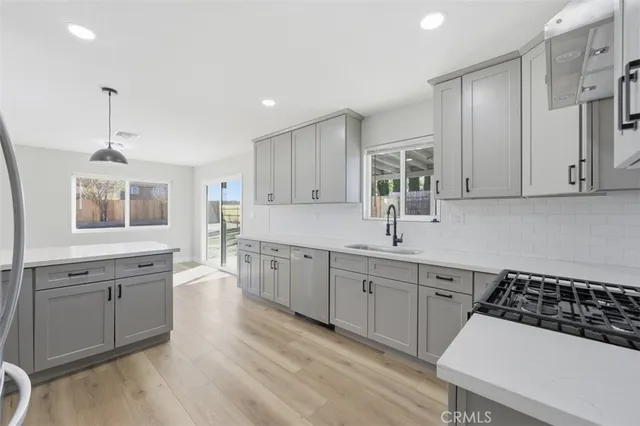 $484,999 | 17077 Donert Street, Hesperia, CA 92345