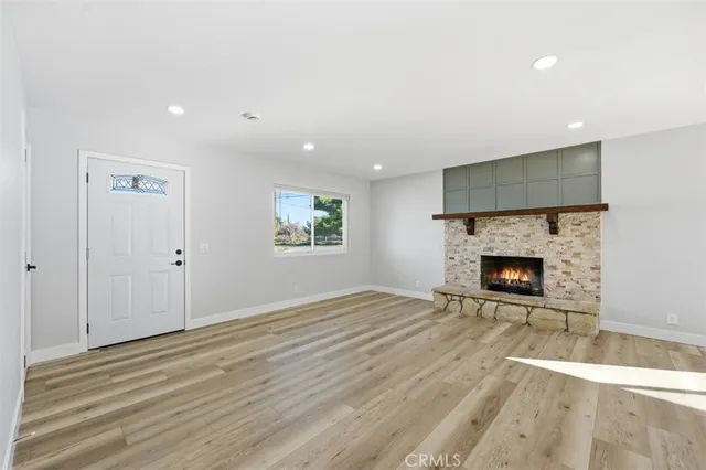 $484,999 | 17077 Donert Street, Hesperia, CA 92345