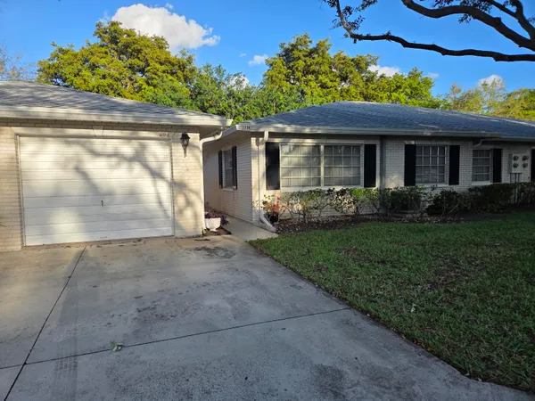 $2,350 | 10100 South 43rd Trail South, Unit 304, Boynton Beach, FL 33436