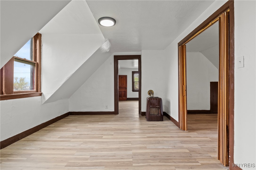 75 Box Avenue Buffalo, NY 14211 - Photo 23 of 40