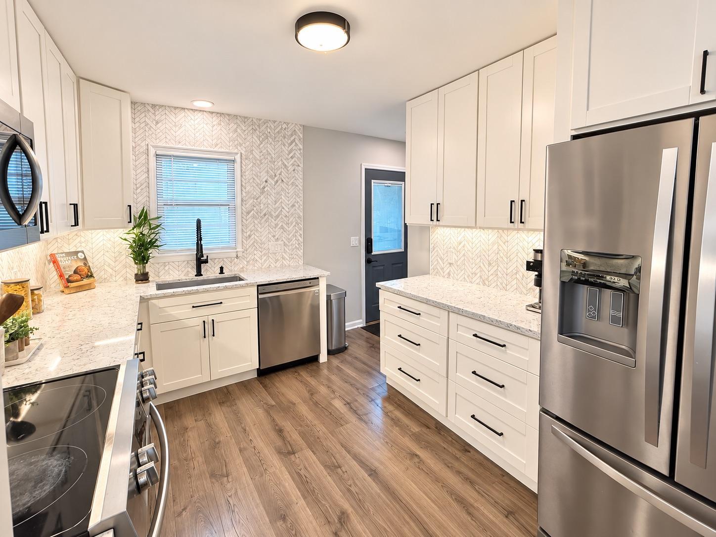 5357 Altura Road Northeast Fridley, MN 55421 - Photo 6 of 22 Gallery Image 6