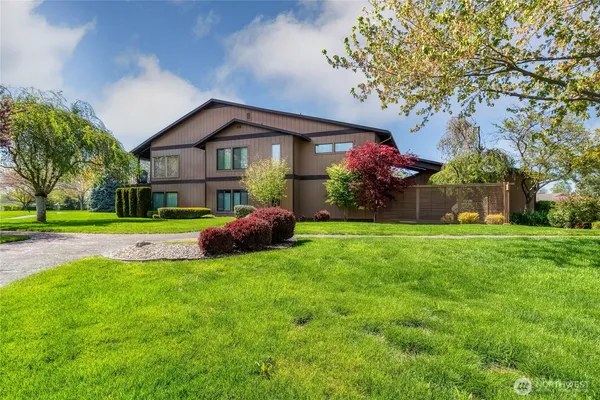 $359,000 | 2100 Plaza Way, Unit 103, Walla Walla, WA 99362