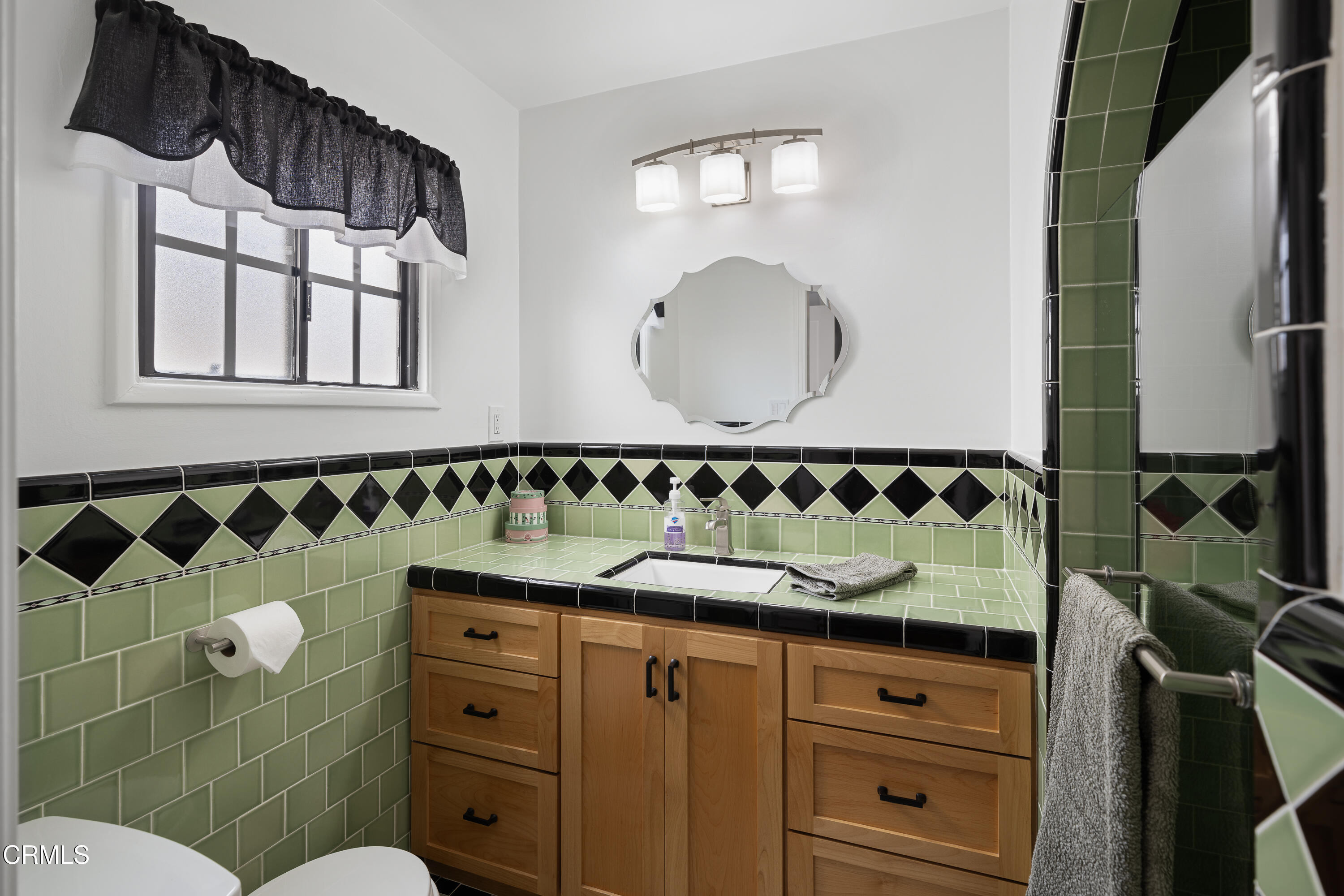 1441 Cleveland Road Glendale, CA 91202 - Photo 29 of 56 SSR_1441Cleveland_031_FLEXMLS