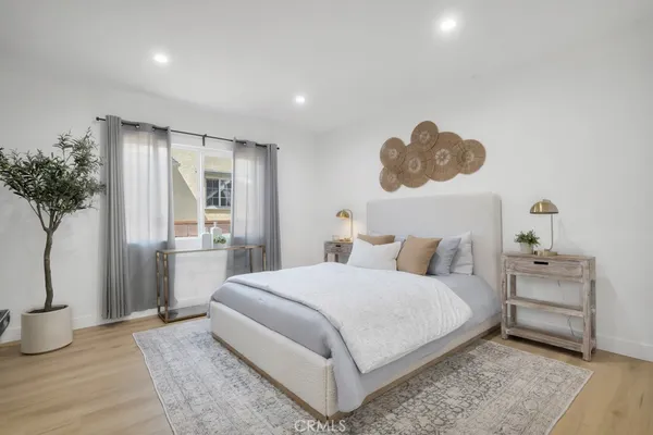 $1,990,000 | 2115 West Clark Avenue, Burbank, CA 91506