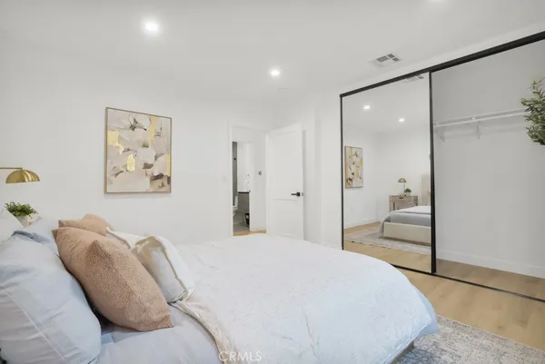 $1,990,000 | 2115 West Clark Avenue, Burbank, CA 91506