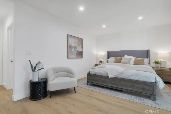 $1,990,000 | 2115 West Clark Avenue, Burbank, CA 91506
