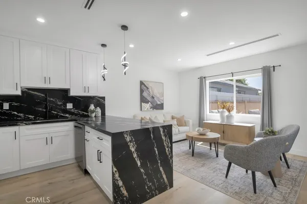 $1,990,000 | 2115 West Clark Avenue, Burbank, CA 91506