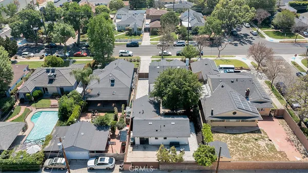 $1,990,000 | 2115 West Clark Avenue, Burbank, CA 91506