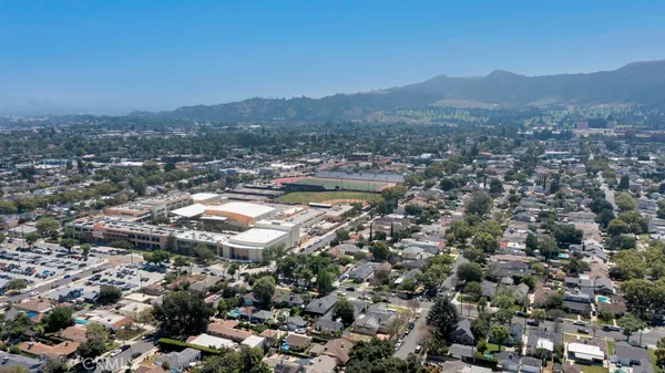 $1,990,000 | 2115 West Clark Avenue, Burbank, CA 91506