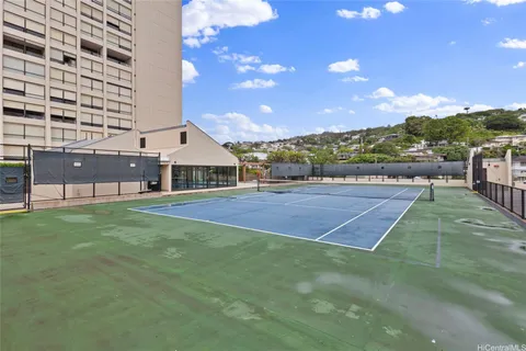 $435,000 | 1717 Mott Smith Drive, Unit 2312, Honolulu, HI 96822