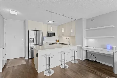 $435,000 | 1717 Mott Smith Drive, Unit 2312, Honolulu, HI 96822