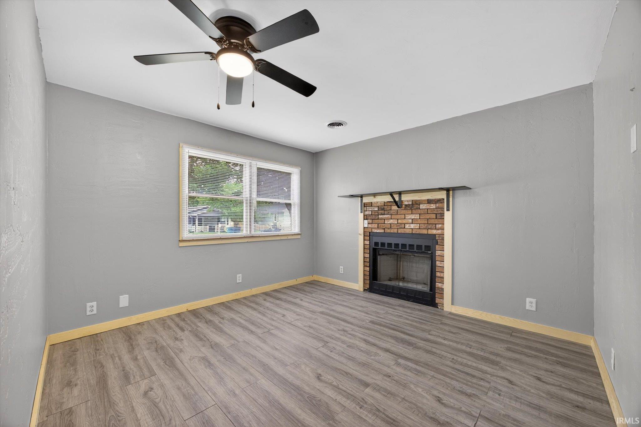 409 R Street Bedford, IN 47421 - Photo 10 of 36