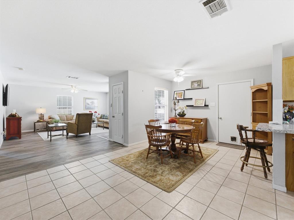 1100 Greg Street Azle, TX 76020 - Photo 13 of 39