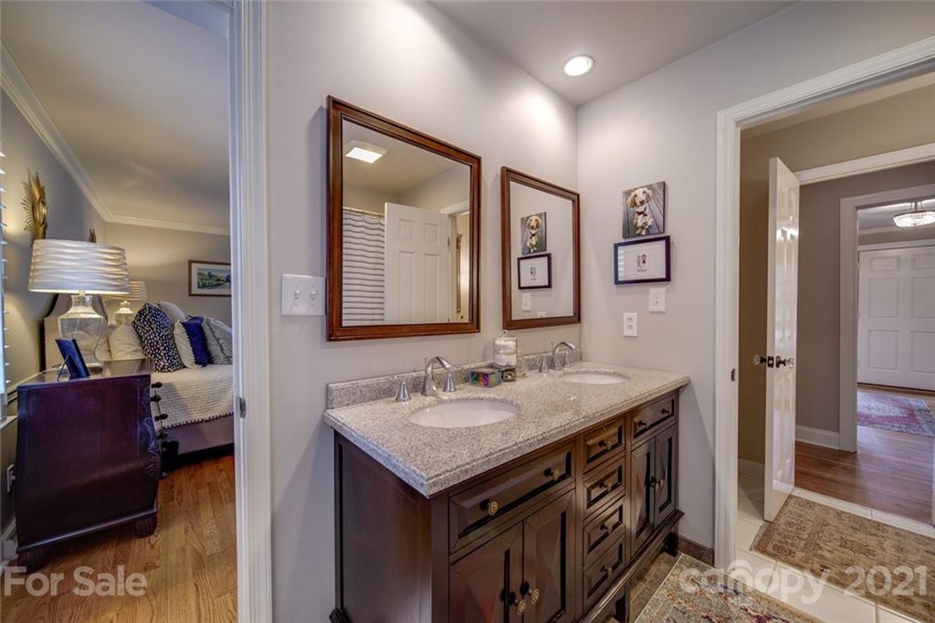 2143 Edenton Road Charlotte, NC 28211 - Photo 24 of 43 Gallery Image 24