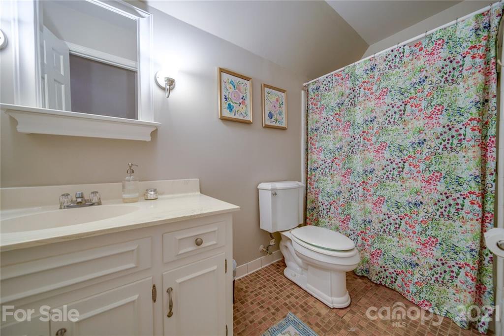 2143 Edenton Road Charlotte, NC 28211 - Photo 35 of 43 Gallery Image 35