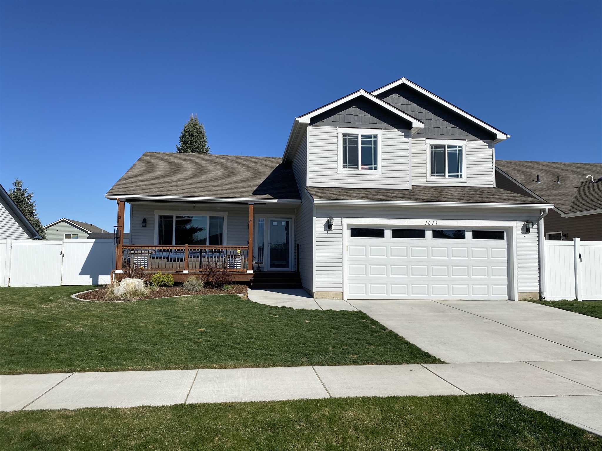 1013 South Collins Road Spokane Valley, WA 99216 - Photo 1 of 25