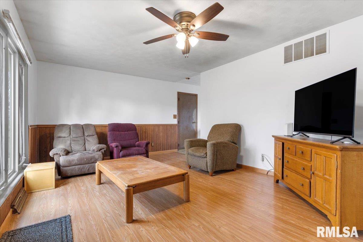50 Buckingham Road Chatham, IL 62629 - Photo 5 of 41 Gallery Image 5