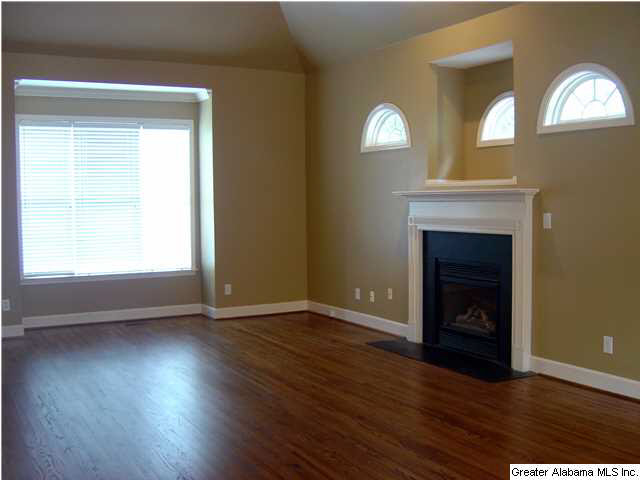 1710 Sandy Ridge Way Hoover, AL 35244 - Photo 4 of 28