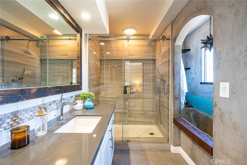 825 West 6th Street, Unit 3 San Pedro, CA 90731 - Photo 13 of 35