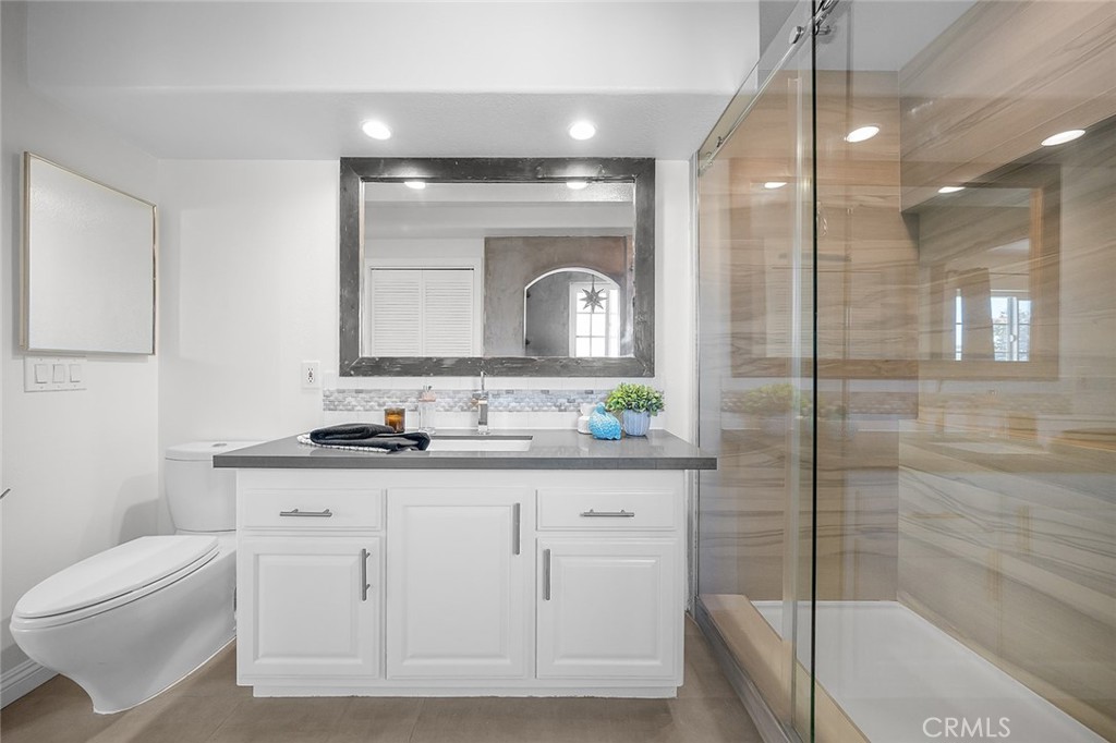 825 West 6th Street, Unit 3 San Pedro, CA 90731 - Photo 17 of 35