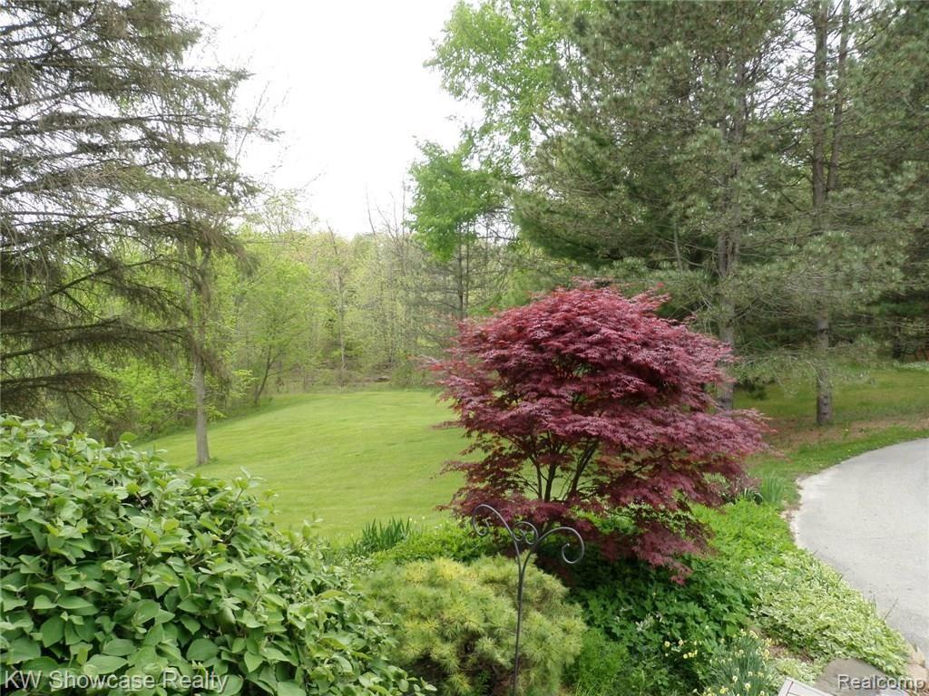 2724 Haley Road White Lake, MI 48383 - Photo 24 of 49 027.JPG