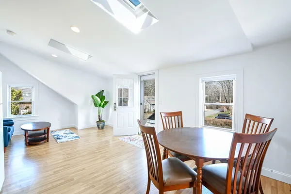$298,900 | 16 Lt Hauser Lane, Unit 3, Falmouth, MA 02540