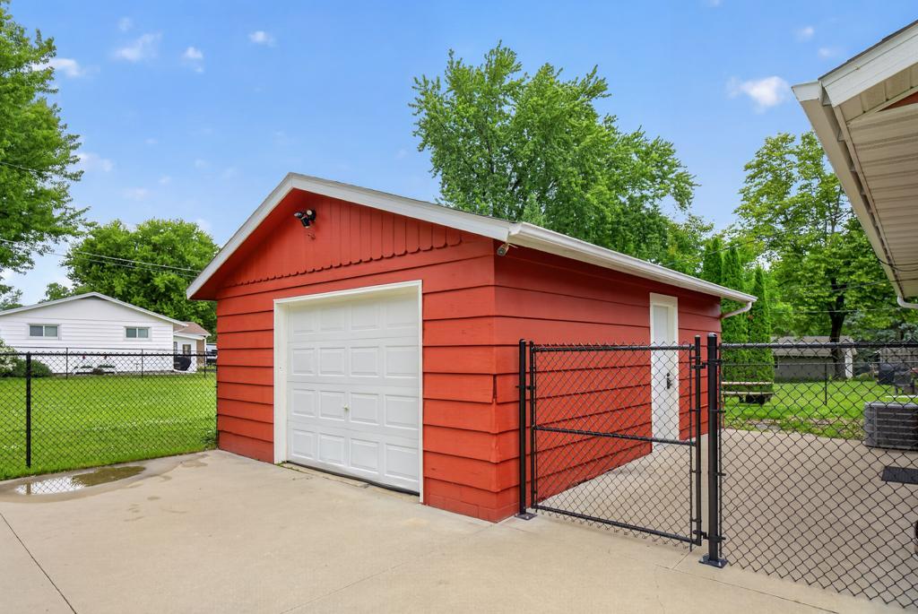 403 3rd Avenue Northeast Byron, MN 55920 - Photo 39 of 43