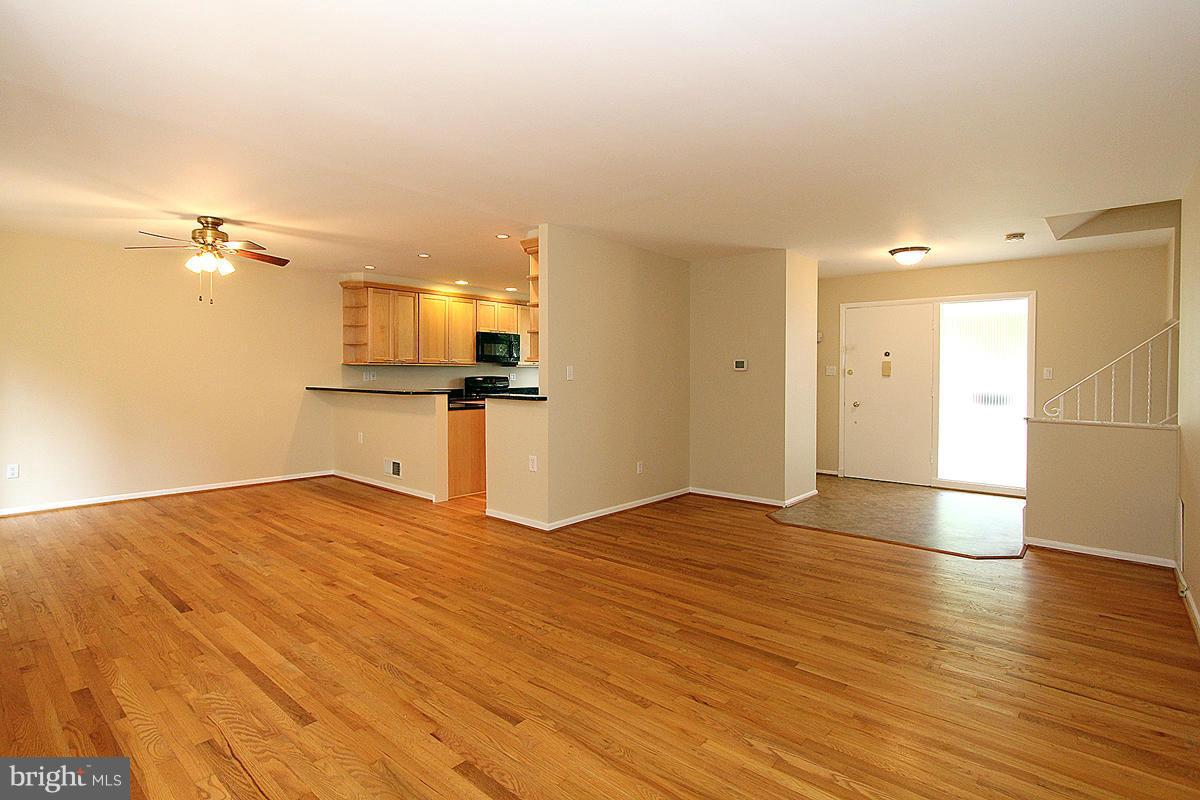 9615 McAlpine Road Silver Spring, MD 20901 - Photo 11 of 28 Dining Room