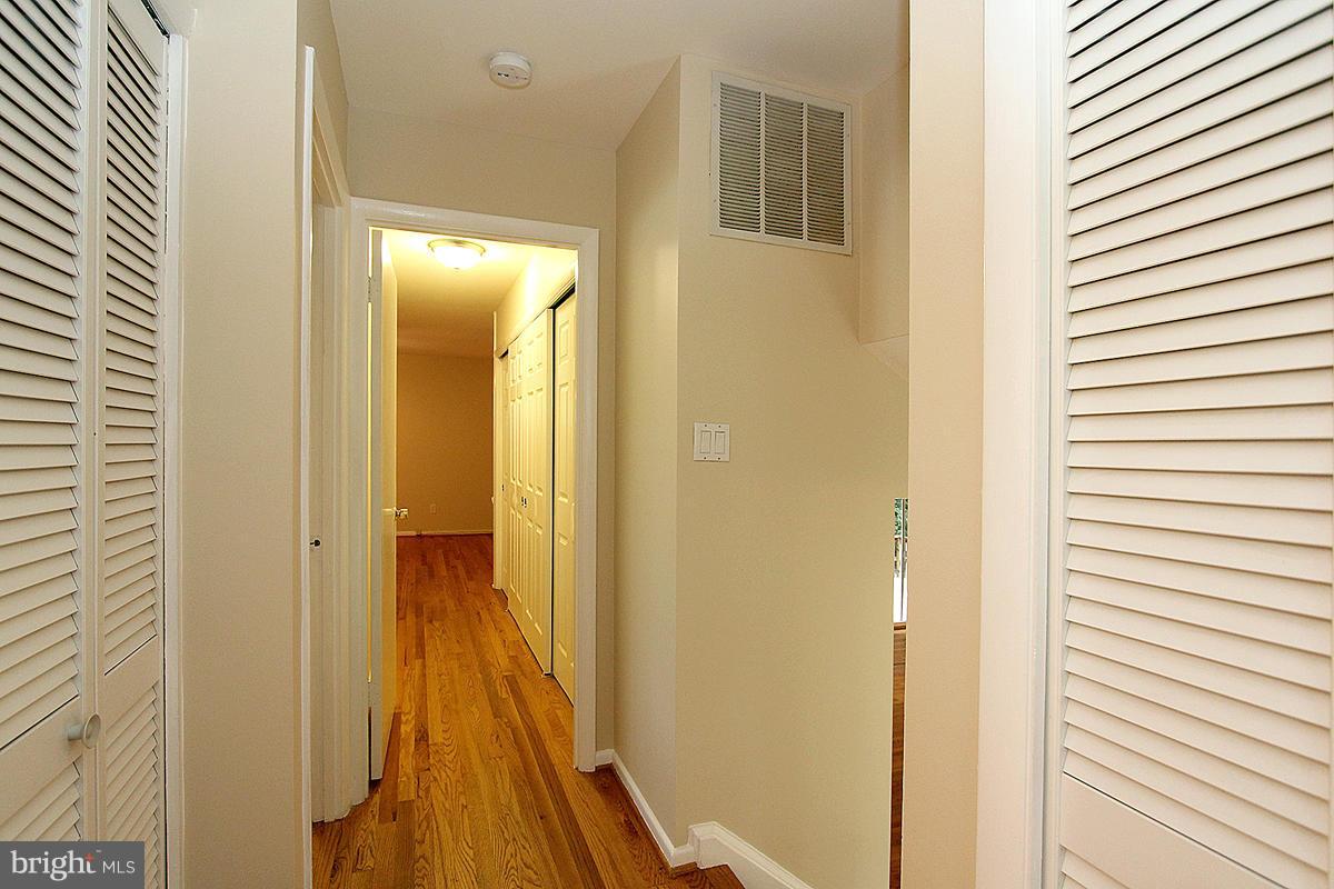 9615 McAlpine Road Silver Spring, MD 20901 - Photo 12 of 28 Bedroom (Master)