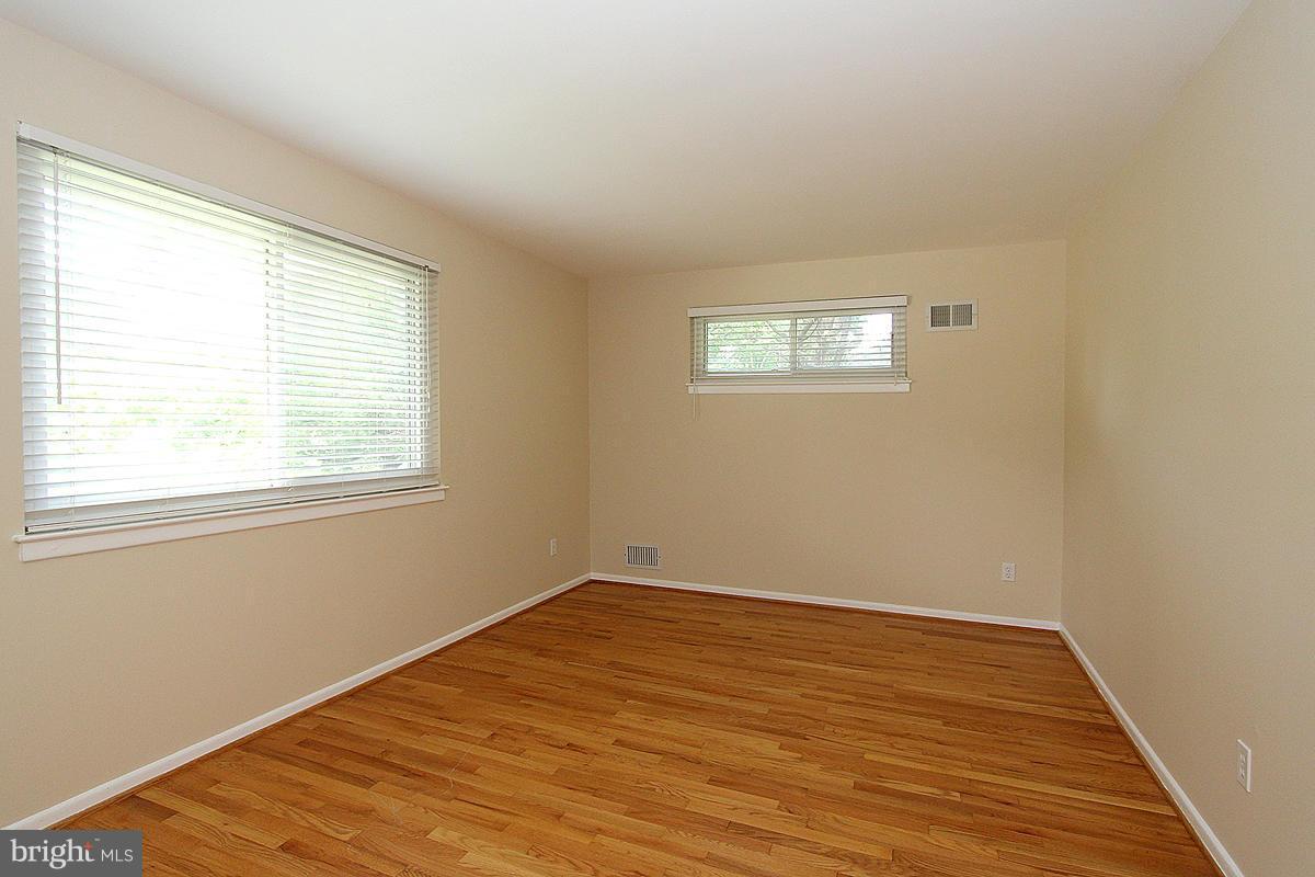 9615 McAlpine Road Silver Spring, MD 20901 - Photo 18 of 28 Bedroom