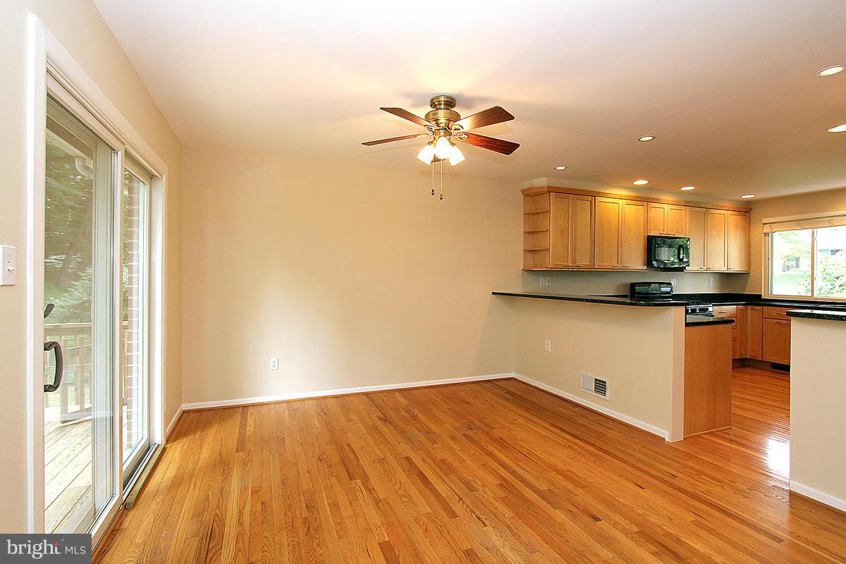 9615 McAlpine Road Silver Spring, MD 20901 - Photo 9 of 28 Kitchen