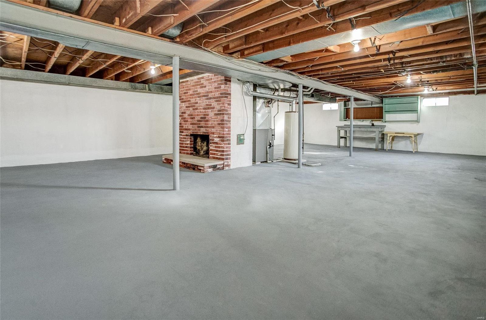 2209 Wedgewood Drive Alton, IL 62002 - Photo 22 of 27