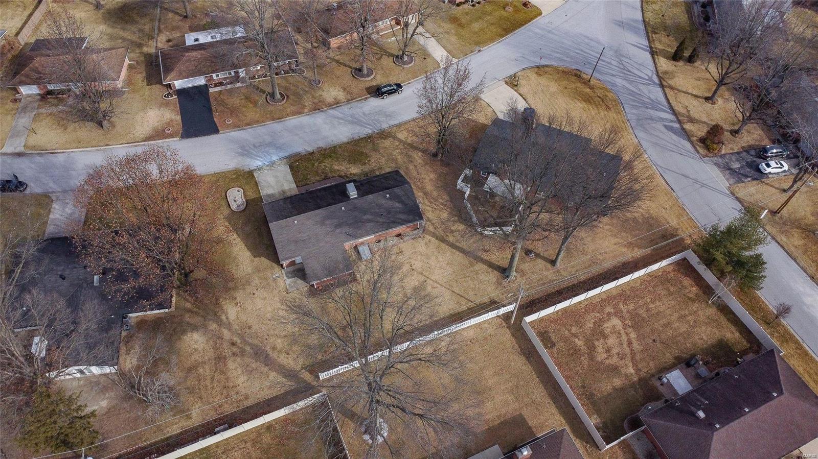 2209 Wedgewood Drive Alton, IL 62002 - Photo 27 of 27