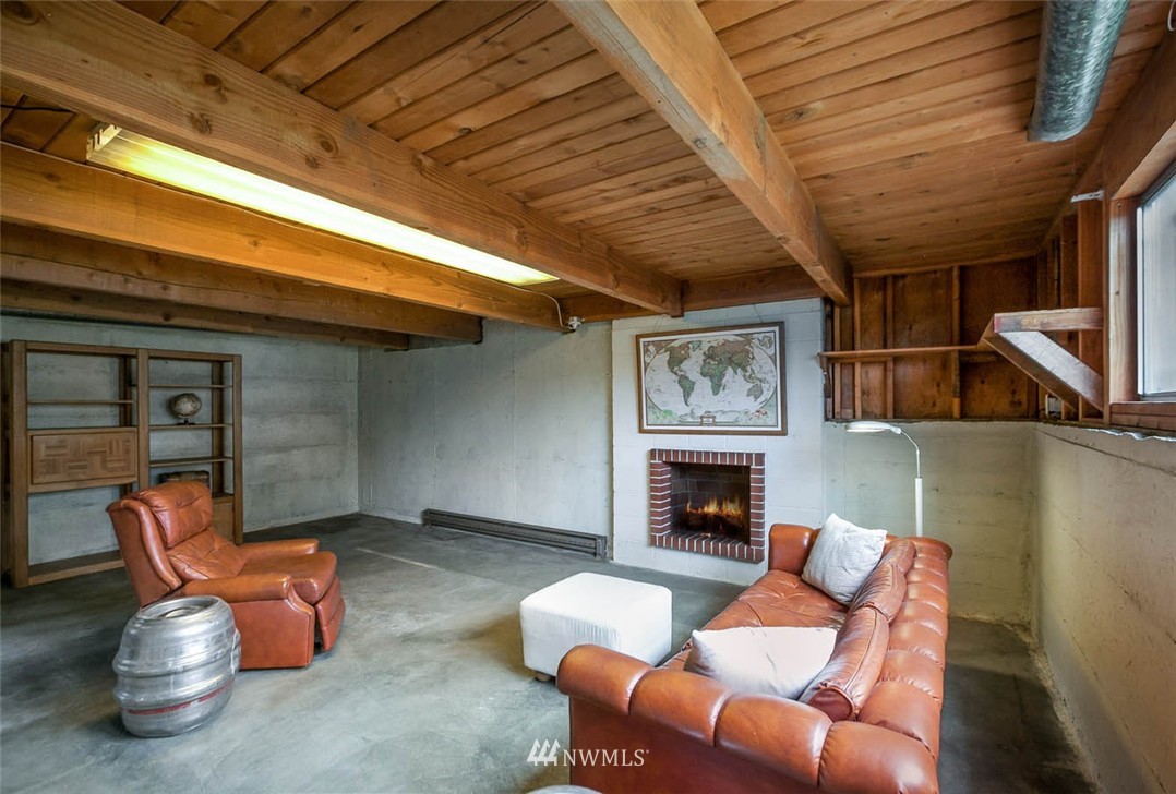 12404 Southeast 158th Street Renton, WA 98058 - Photo 21 of 25