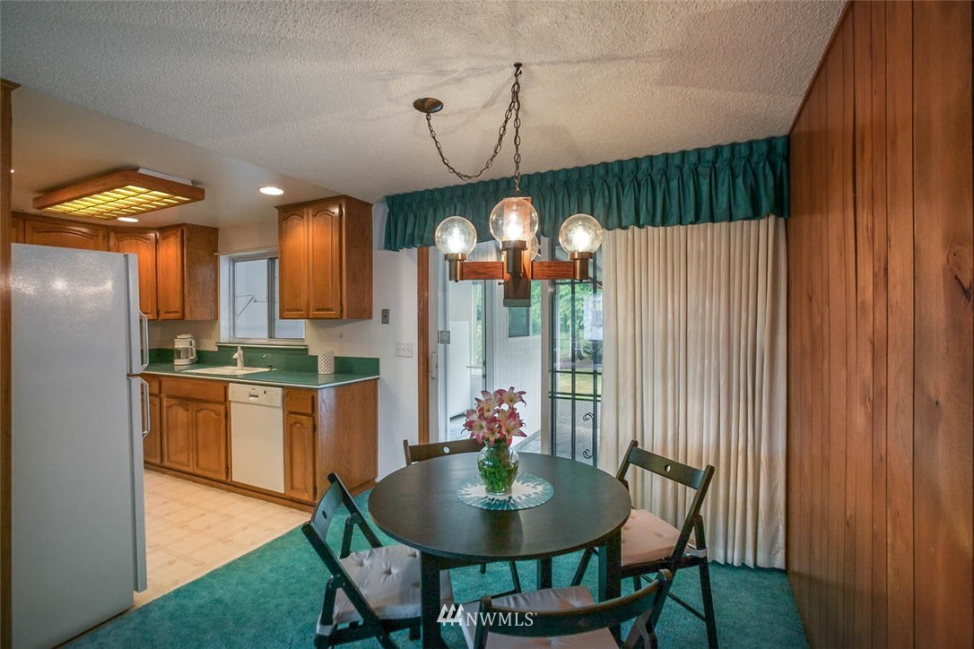 12404 Southeast 158th Street Renton, WA 98058 - Photo 7 of 25