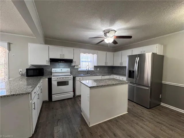 $1,550 | 4586 Starmount Road, Liberty, NC 27298