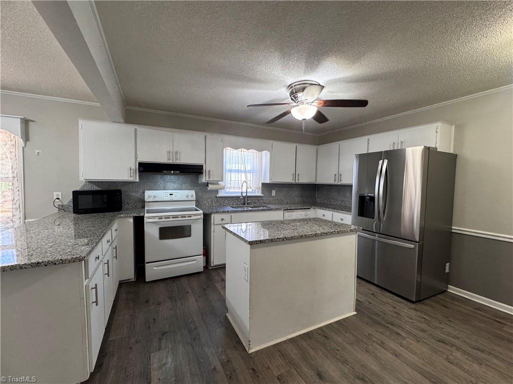 4586 Starmount Road Liberty, NC 27298 - Photo 13 of 35