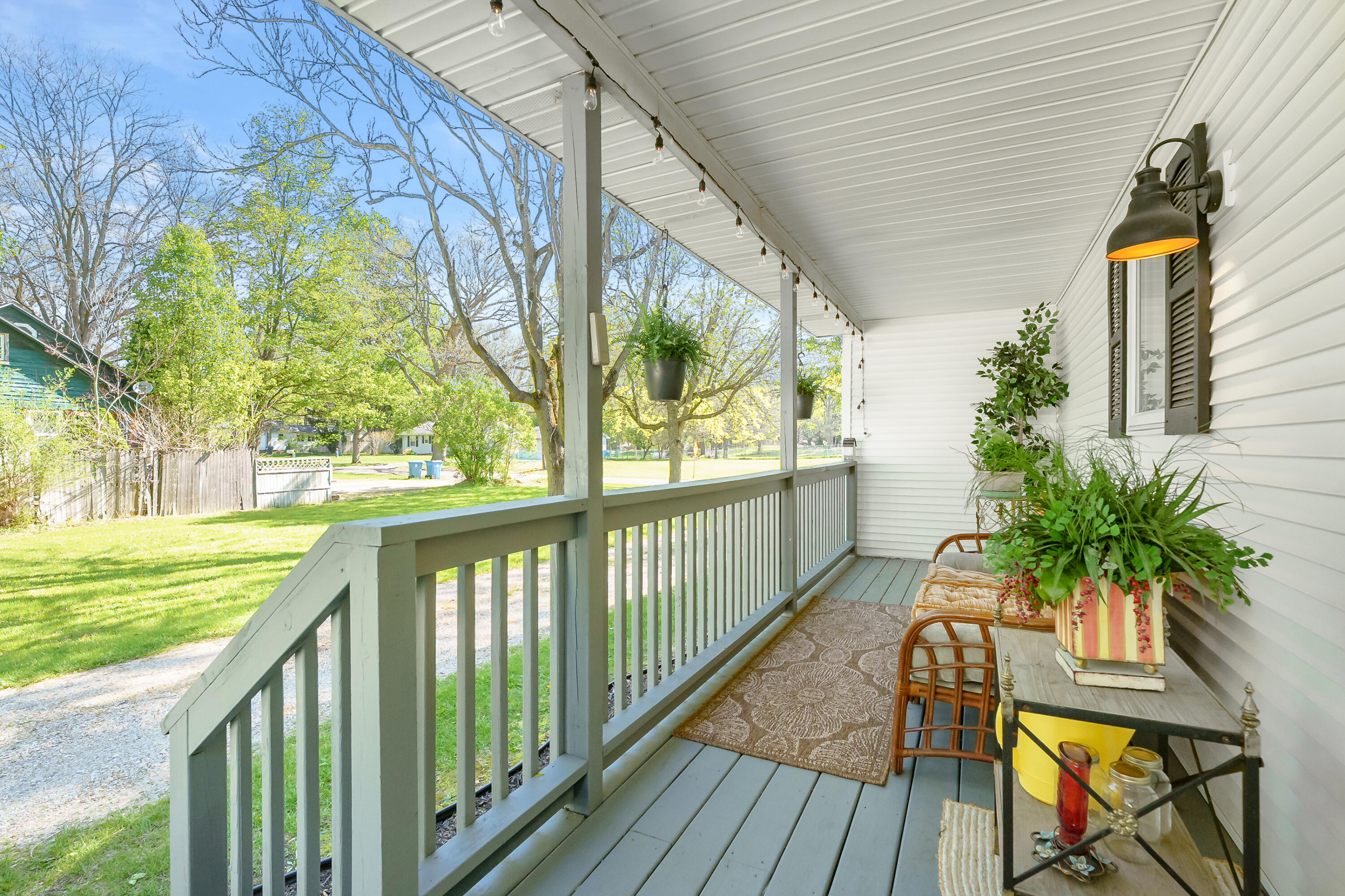 115 Maple Street Plainwell, MI 49080 - Photo 27 of 40 Maple St 115 Plainwell 49080-29