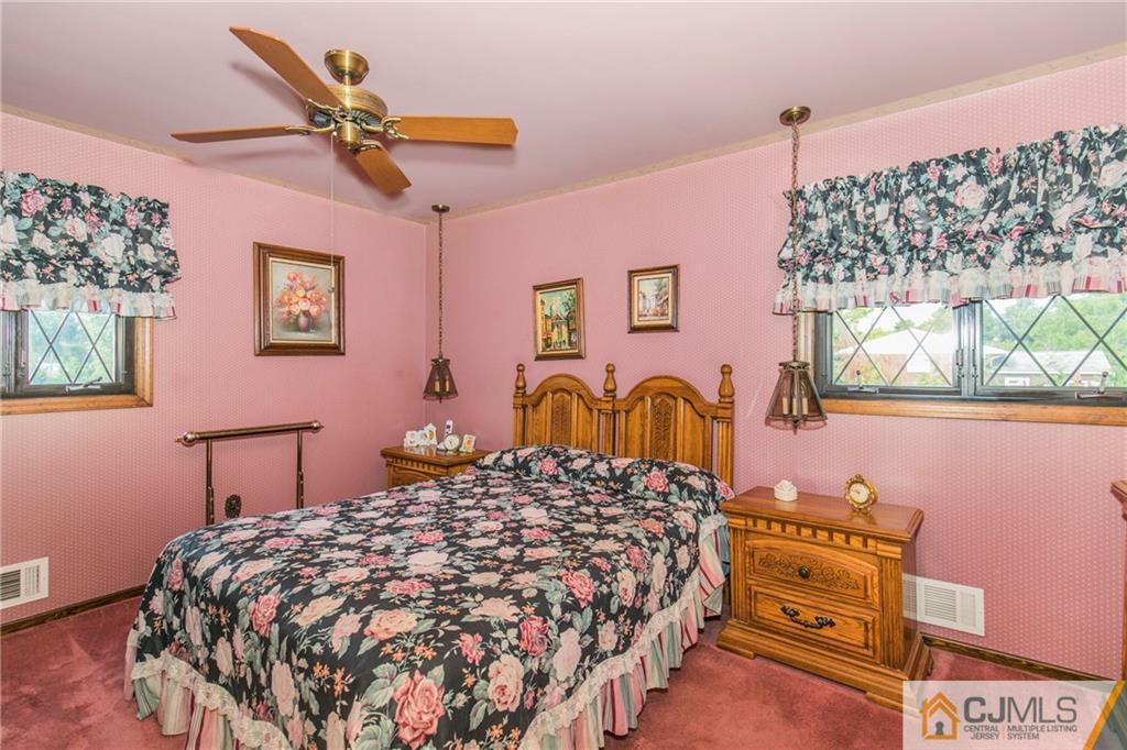 4 Barton Road Old Bridge, NJ 08857 - Photo 22 of 25 Gallery Image 22