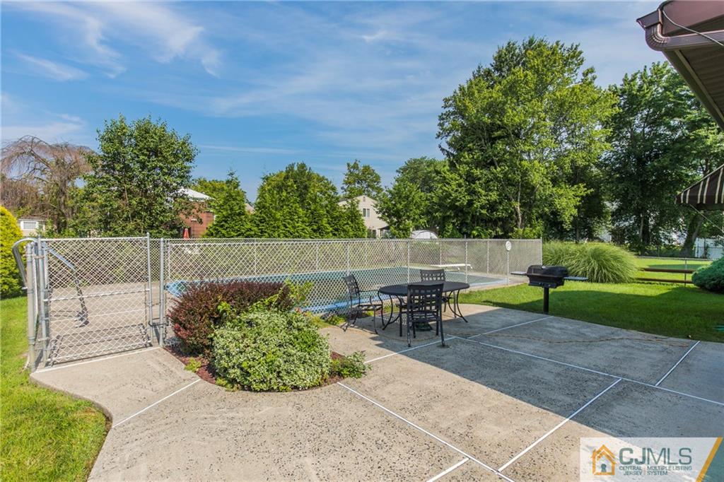 4 Barton Road Old Bridge, NJ 08857 - Photo 5 of 25 Gallery Image 5