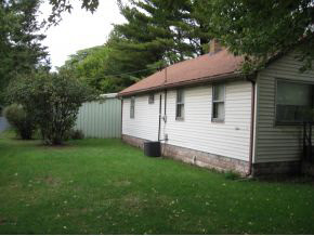 510 Ohio Street Rochester, IN 46975 - Photo 4 of 4 Gallery Image 4