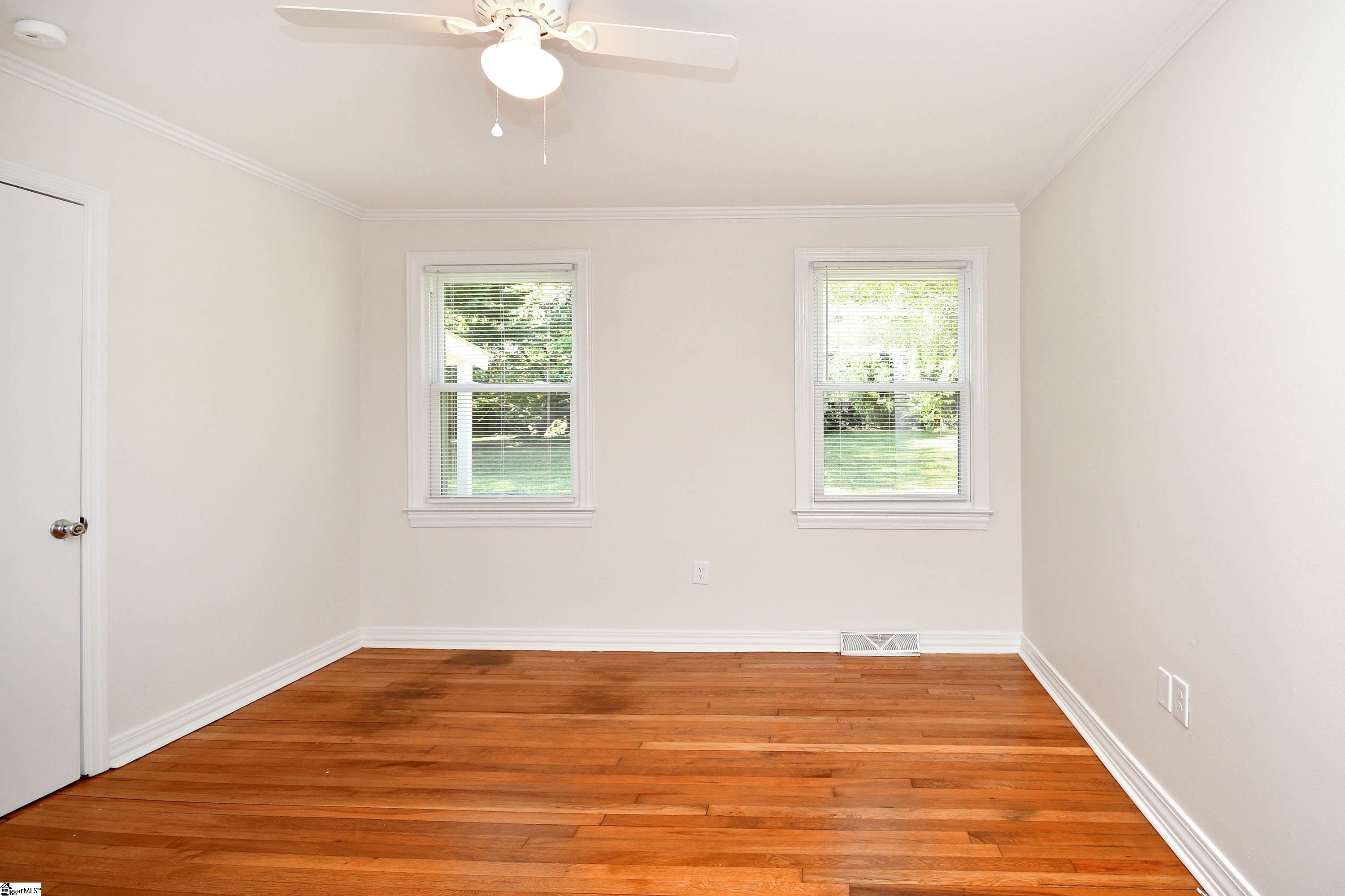 220 Keith Drive Greenville, SC 29607 - Photo 14 of 30