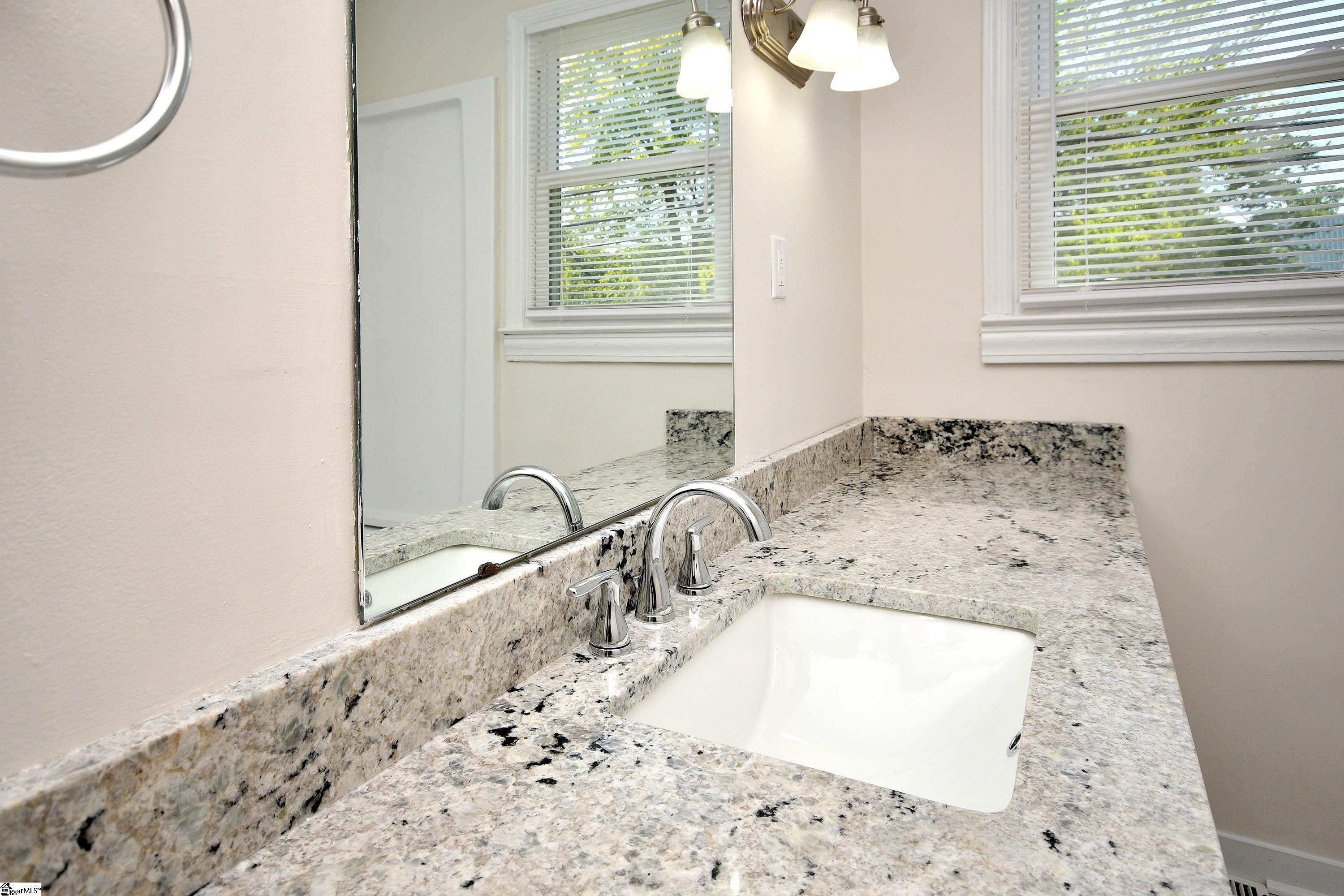 220 Keith Drive Greenville, SC 29607 - Photo 16 of 30