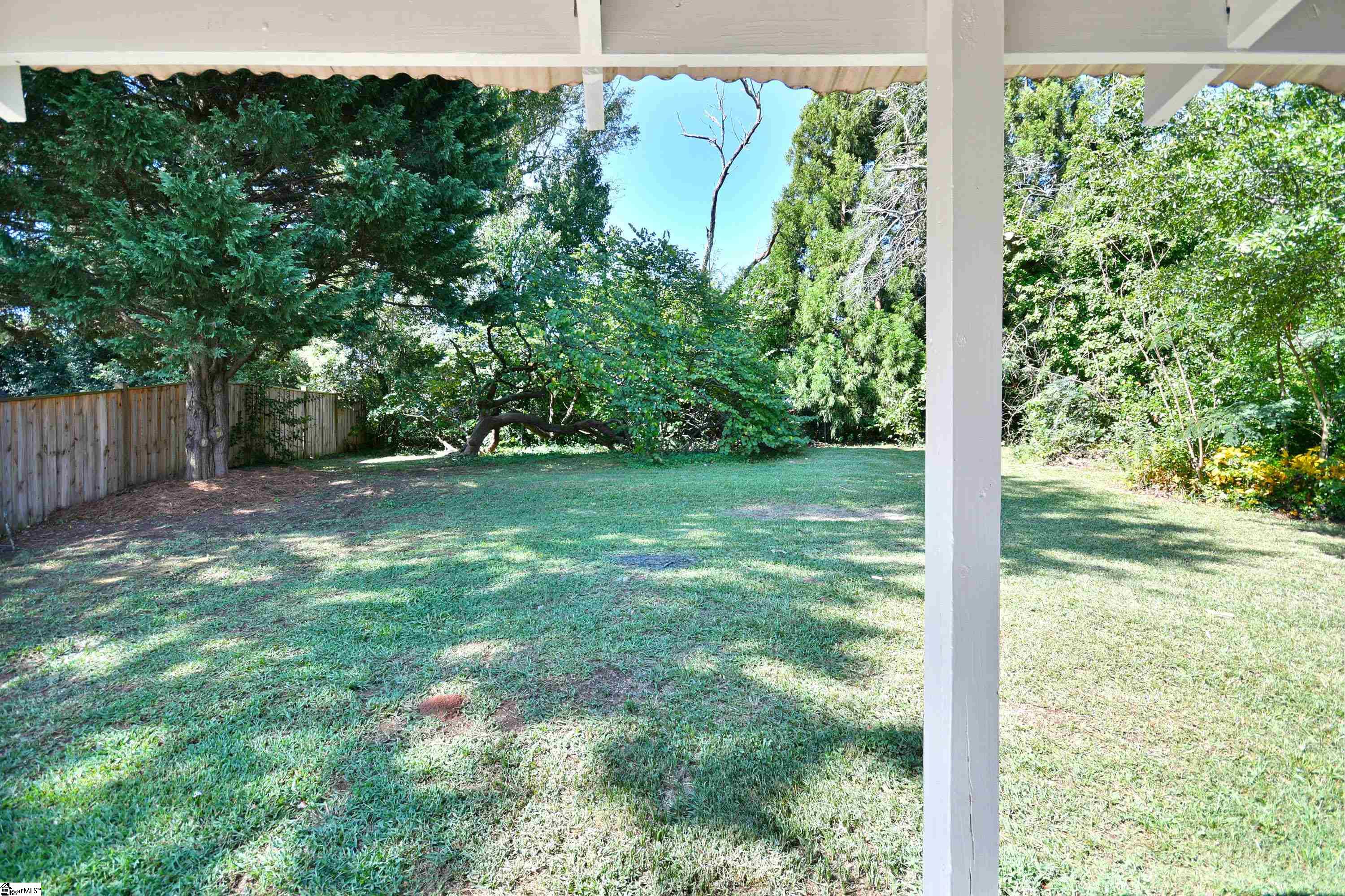 220 Keith Drive Greenville, SC 29607 - Photo 24 of 30