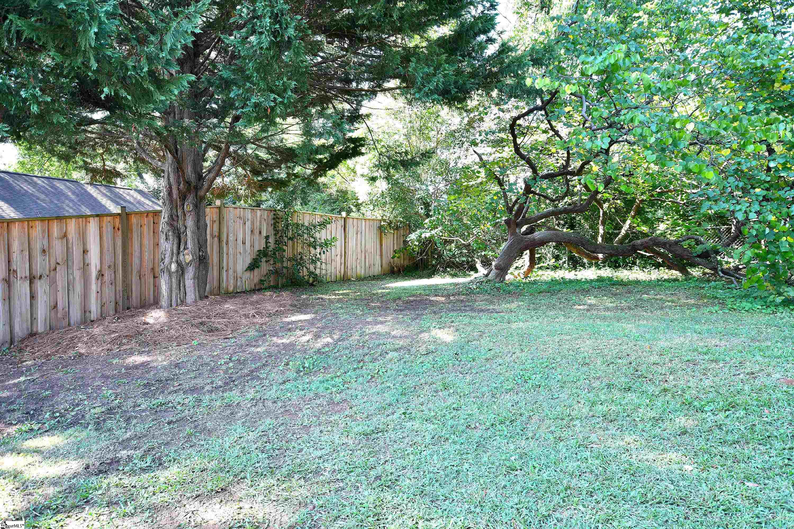 220 Keith Drive Greenville, SC 29607 - Photo 25 of 30